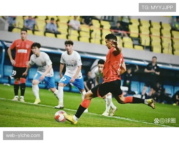 成都蓉城3-1战胜青岛西海岸，新援拜合拉木梅开二度